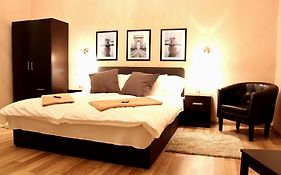Budapest Ville Bed & Breakfast